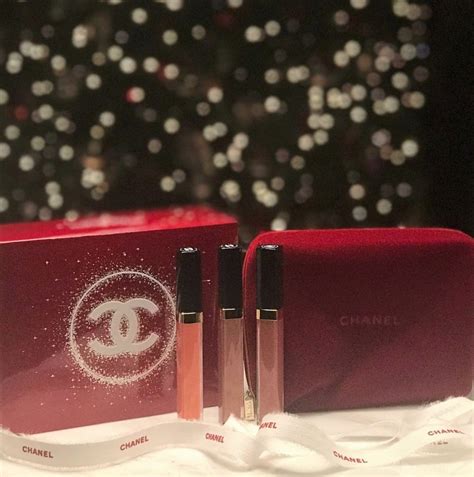 chanel holiday lipstick 2018|MAXIMUM BRILLIANCE Lipgloss trio .